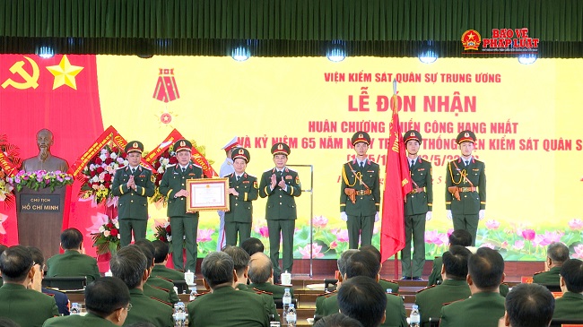 Viện kiểm sát quân sự Trung ương đón nhận Huân chương Chiến công hạng Nhất
