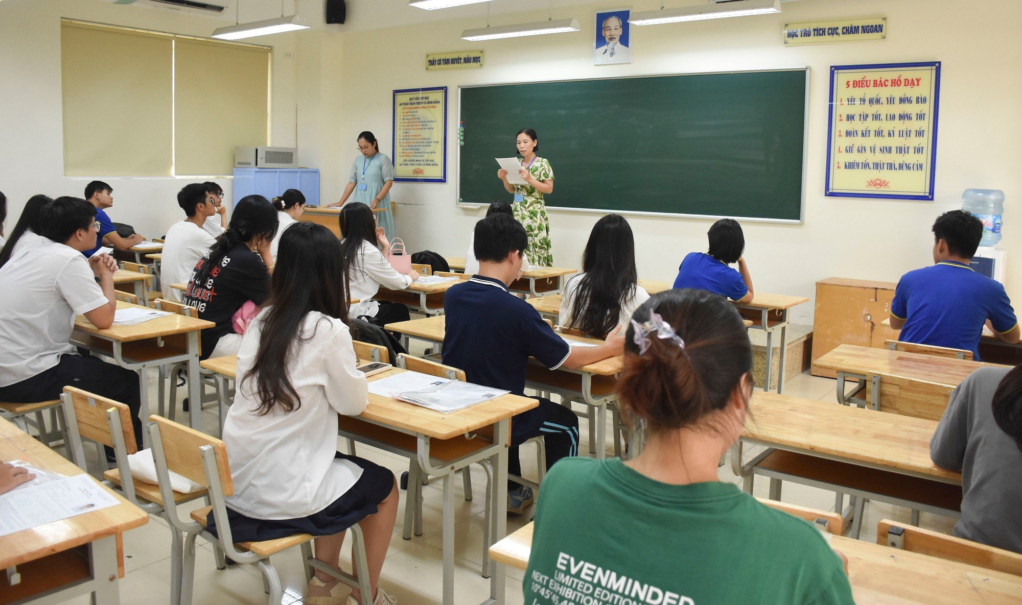 Quản lý cảm xúc mùa thi “Tấm lá chắn” giúp học sinh vượt áp lực điểm số