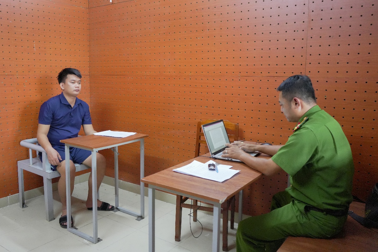 Nam thanh niên sát hại bạn gái đang mang thai trong phòng trọ