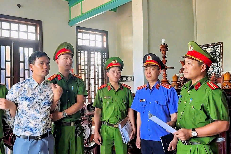 VKSND Khu vực 2 phê chuẩn khởi tố bị can đăng tải thông tin sai sự thật trên Facebook