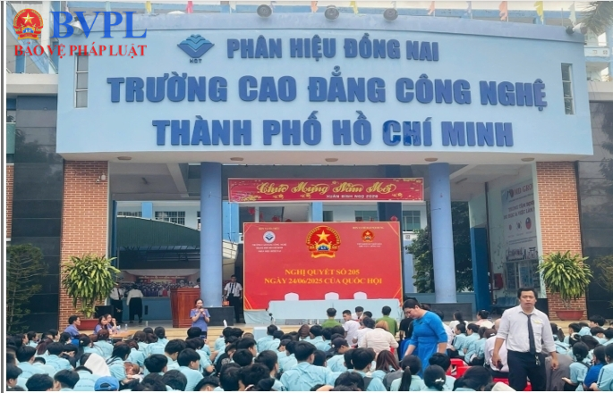 VKSND Khu vực 3, tỉnh Đồng Nai đẩy mạnh tuyên truyền Nghị quyết số 205 trong trường học