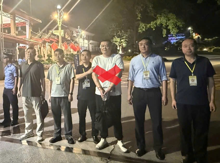 Bắt giữ, bàn giao một người Trung Quốc bị truy nã