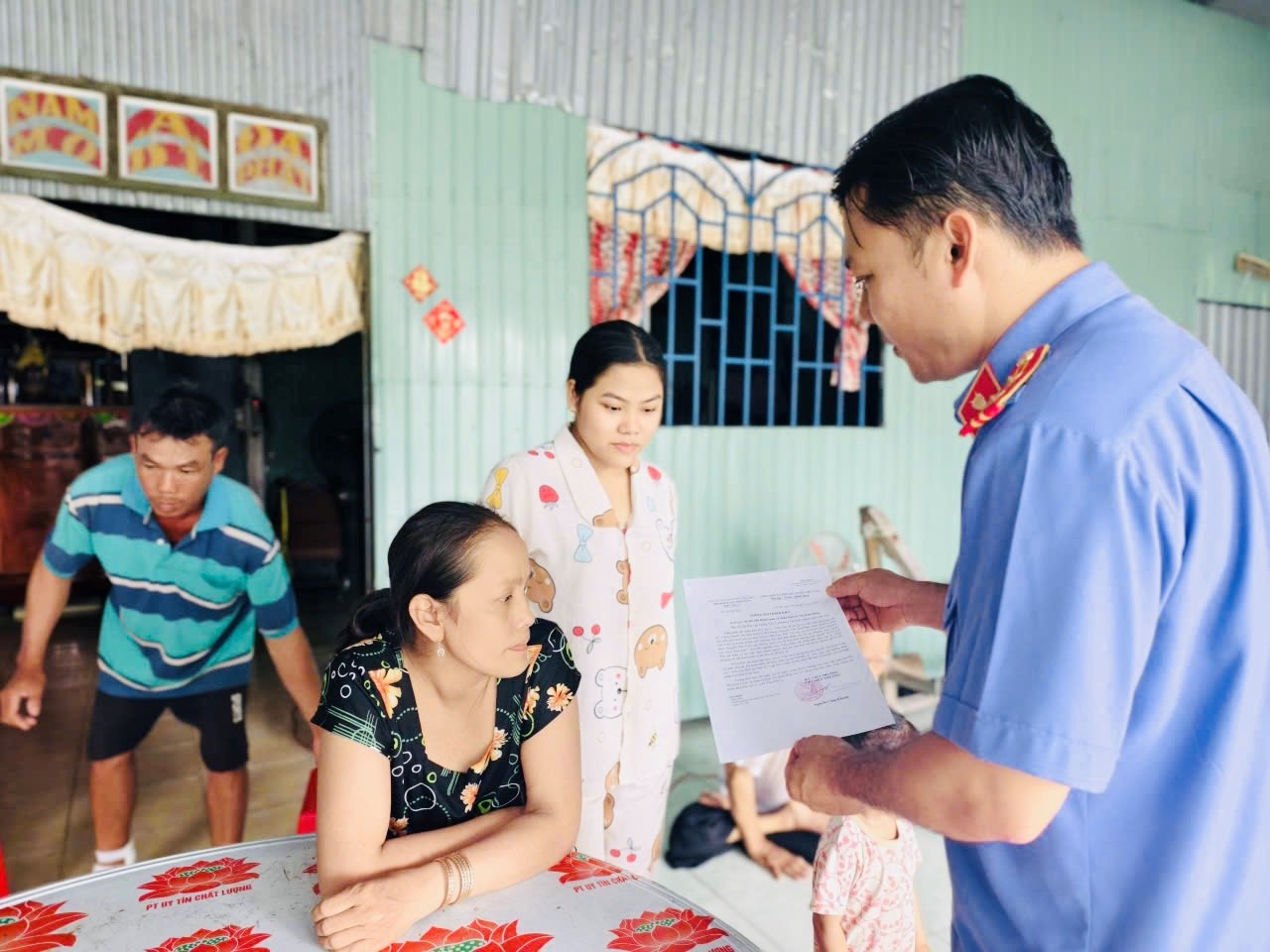 VKSND Khu vực 4, TP Cần Thơ chủ động khởi kiện bảo vệ quyền lợi trẻ em