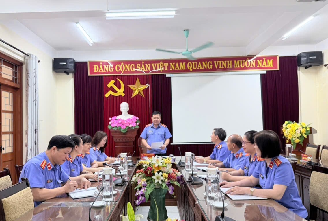 Giải pháp nâng cao chất lượng công tác kiểm sát án tạm đình chỉ trong kiểm sát giải quyết các vụ án hành chính, vụ việc kinh doanh thương mại, lao động