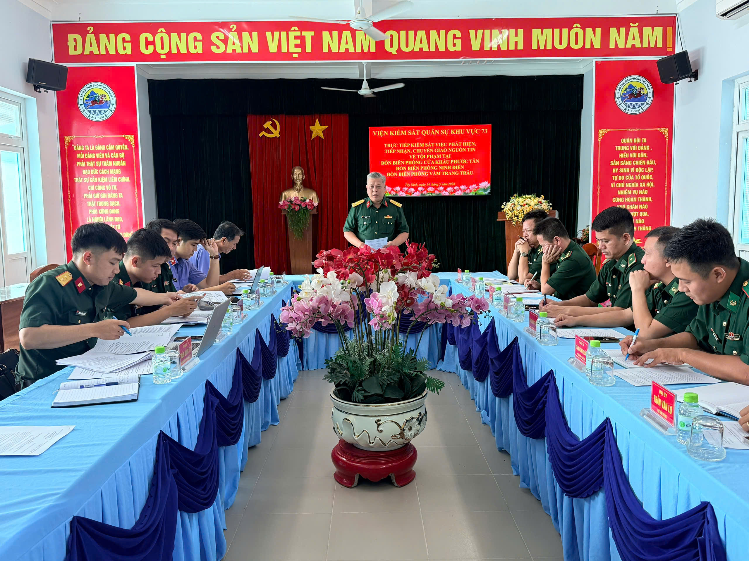 VKS Quân sự Khu vực 73 kiểm sát việc tiếp nhận, chuyên giao nguồn tin