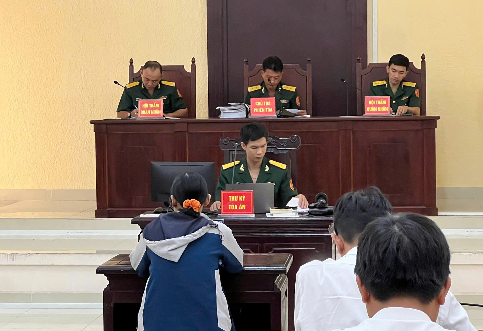 VKS Quân sự Khu vực 71 thực hành quyền công tố, kiểm sát xét xử vụ án “Lạm dụng tín nhiệm chiếm đoạt tài sản”