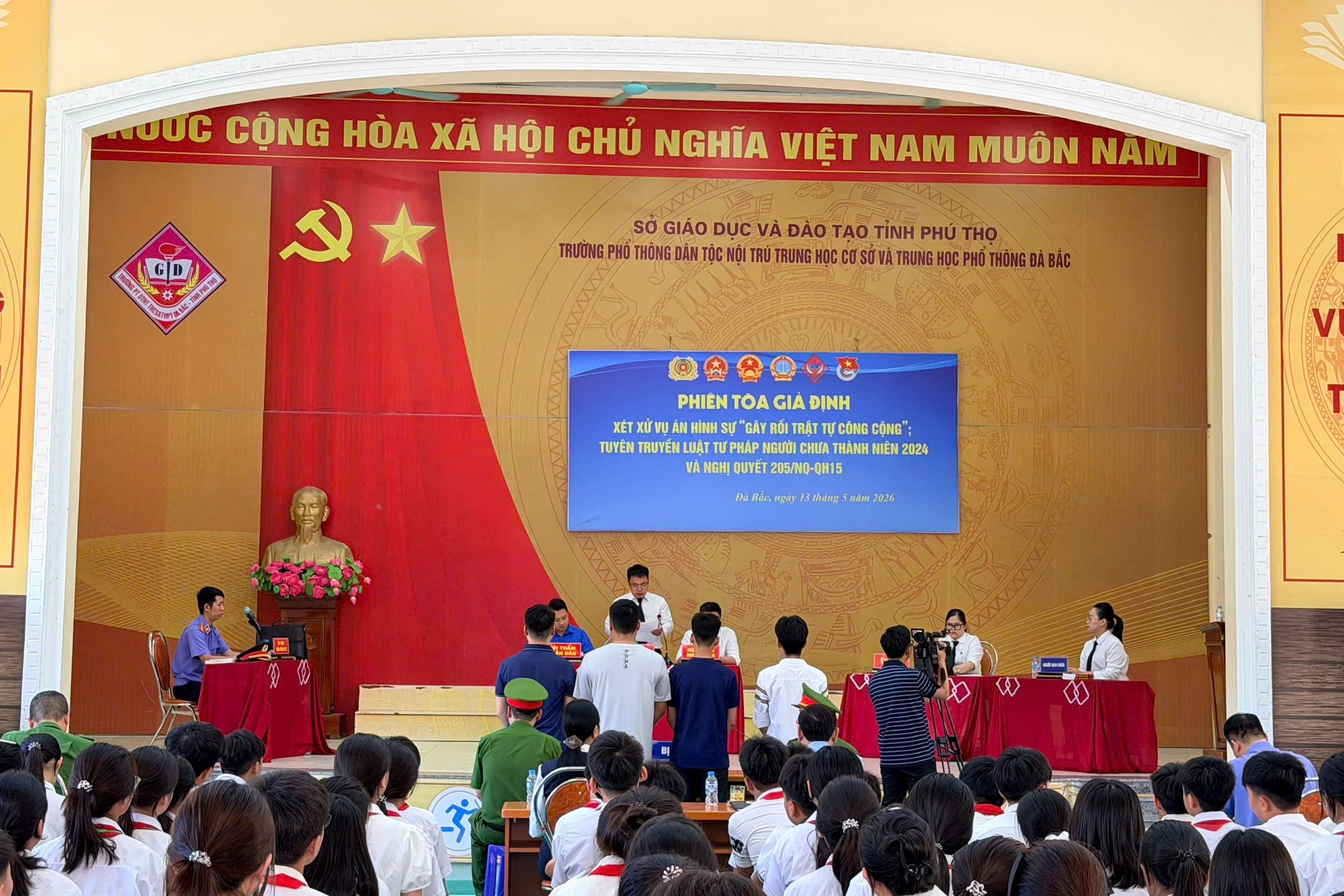 VKSND khu vực 14, tỉnh Phú Thọ phối hợp tổ chức phiên toà giả định, tuyên truyền pháp luật
