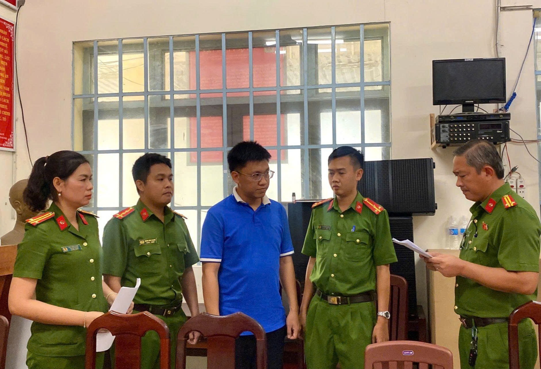 “Núp bóng” doanh nghiệp sản xuất nước yến, yến sào giả quy mô lớn
