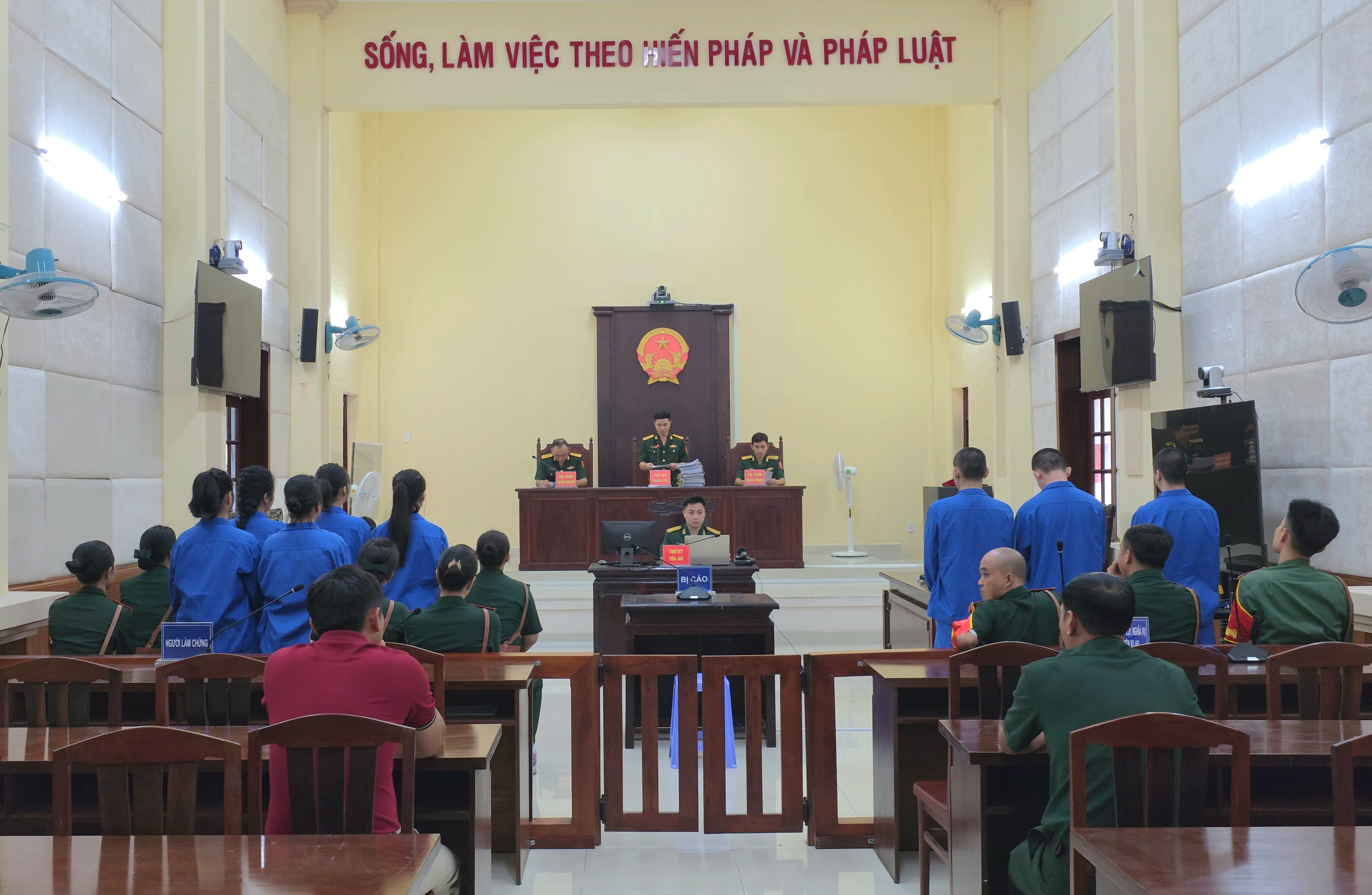 VKS Quân sự Khu vực 71 thực hành quyền công tố và kiểm sát xét xử vụ án hình sự