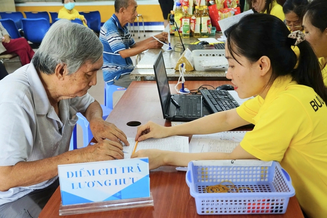 Từ 1 7 2026 Tăng 8 lương hưu và trợ cấp hằng tháng