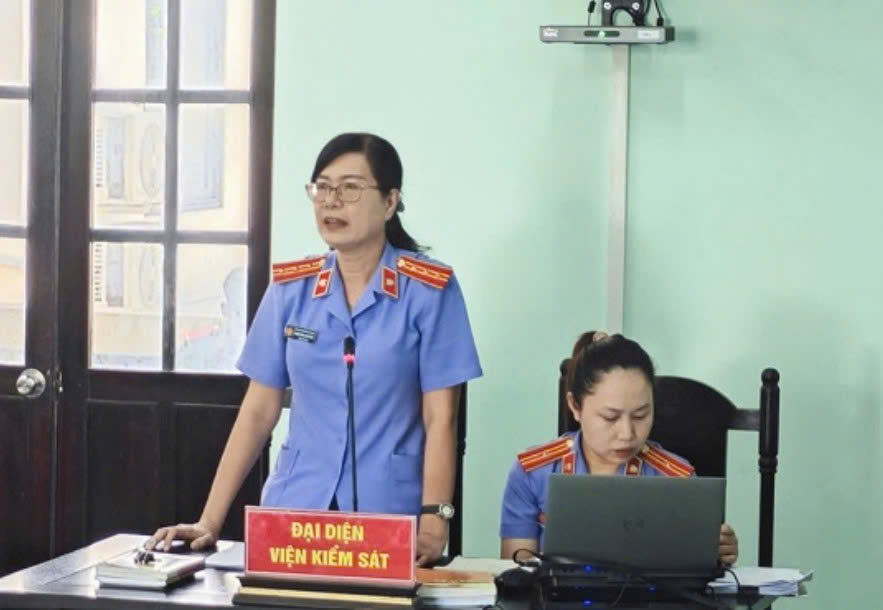 Viện trưởng VKSND khu vực 1, tỉnh Gia Lai trực tiếp kiểm sát xét xử vụ án hình sự về ma túy