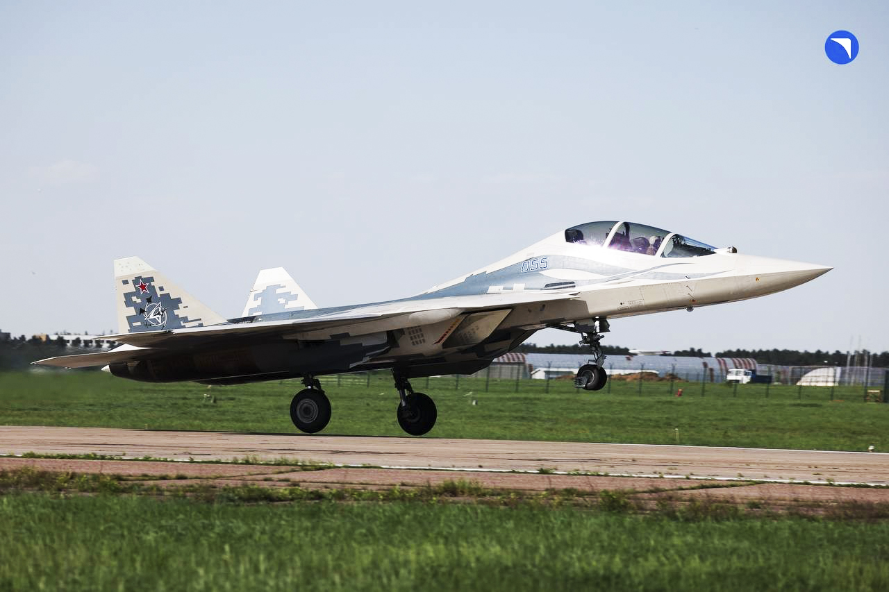 Lộ diện phiên bản Su-57 hai chỗ ngồi của Nga trong chuyến bay thử nghiệm