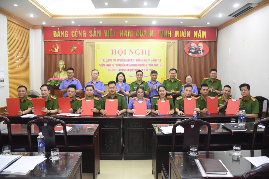 VKSND khu vực 5, tỉnh Hưng Yên ký Quy chế phối hợp giải quyết nguồn tin tội phạm với Công an các xã, phường