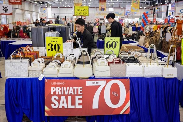 350 thương hiệu nổi tiếng thế giới trong chương trình khuyến mãi hàng hiệu Nha Trang Mega Sale