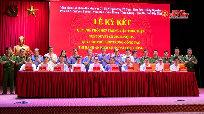 VKSND khu vực 7, Bắc Ninh ký quy chế phối hợp với 9 xã, phường trên địa bàn