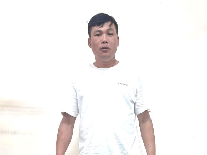 Bắt giữ đối tượng truy nã đặc biệt nguy hiểm khi nhập cảnh tại sân bay Tân Sơn Nhất