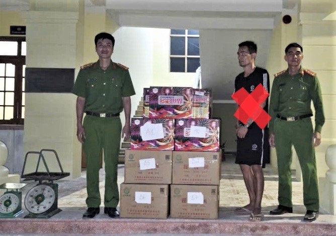 Khởi tố người đàn ông buôn bán hơn 255 kg pháo nổ
