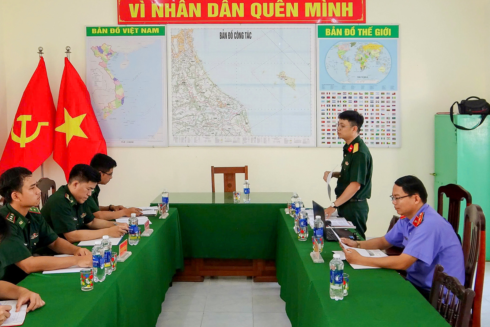 VKSND khu vực 10, TP Đà Nẵng phối hợp trực tiếp kiểm sát tại Đồn Biên phòng Cửa Đại