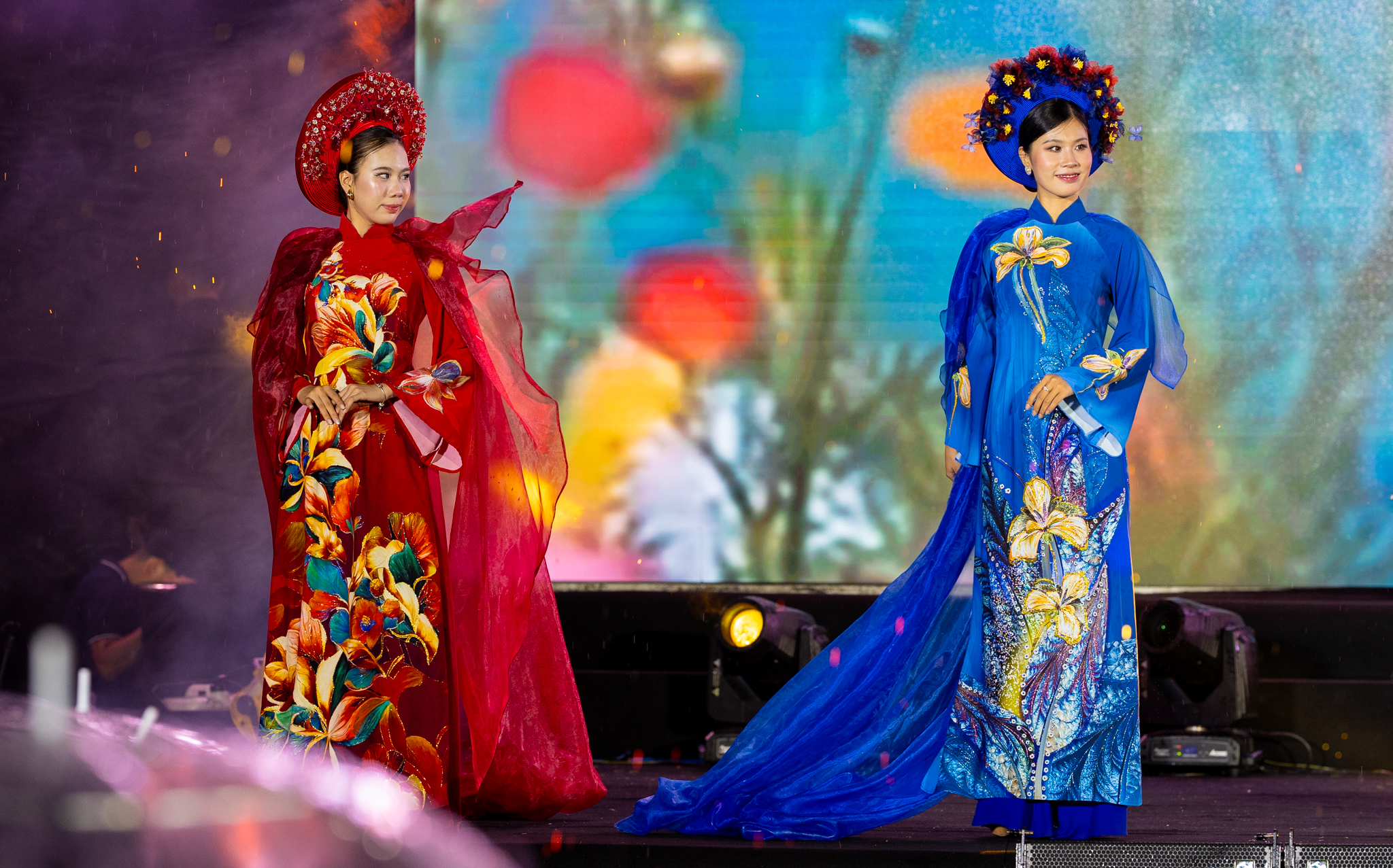 Dàn Hoa hậu Việt Nam, Thái Lan và Campuchia hội tụ tại Đại tiệc 10 NĂM AO DAI SHOW