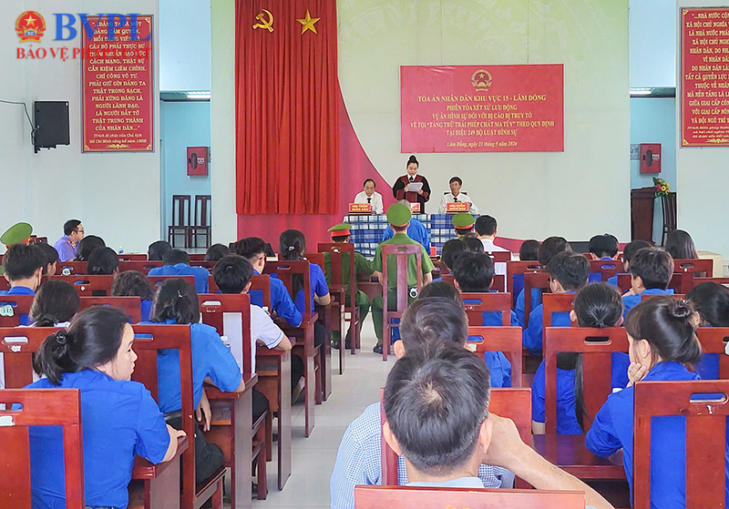 VKSND Khu vực 15 tỉnh Lâm Đồng phối hợp xét xử lưu động các vụ án ma túy