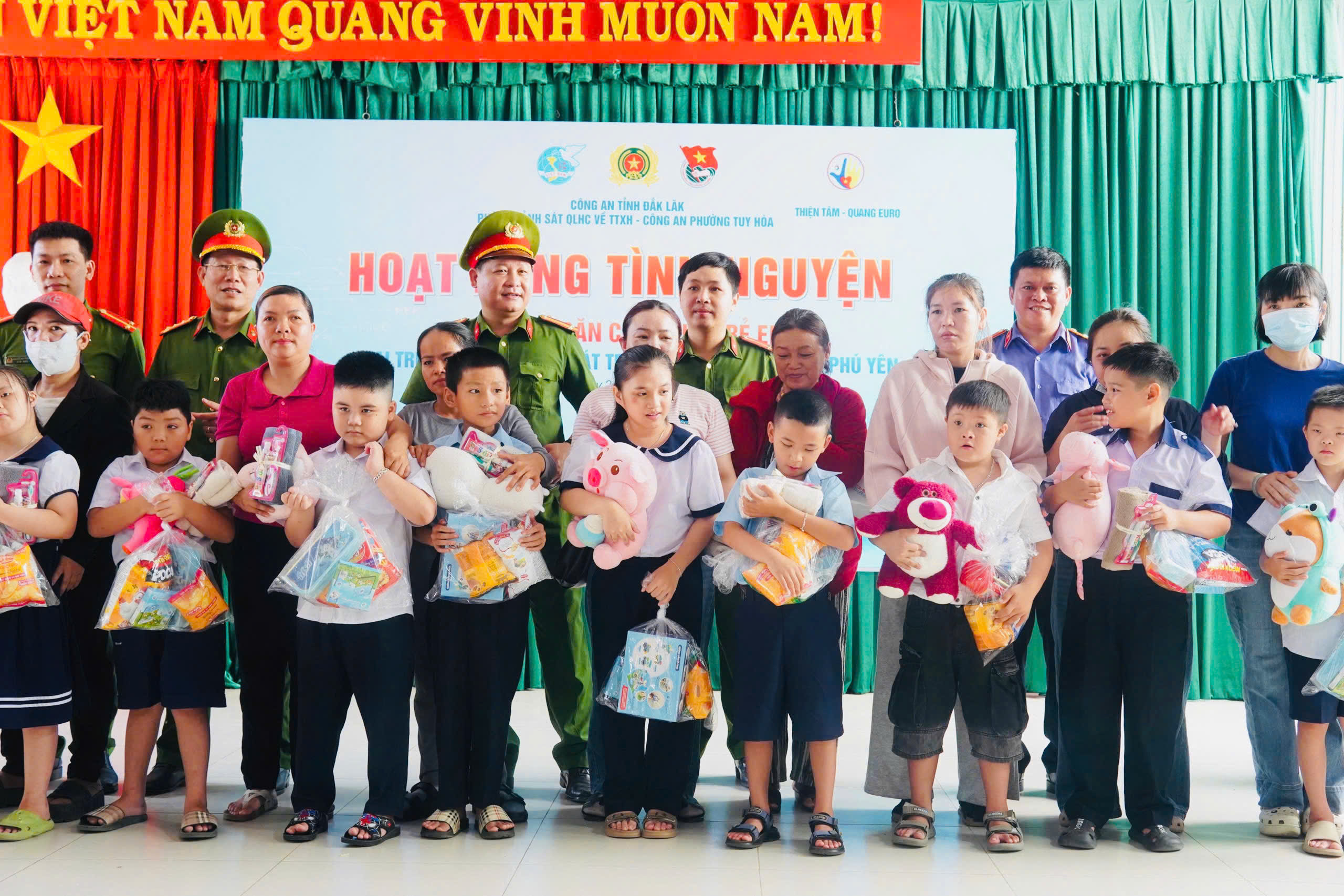 Từ kiến nghị của Viện kiểm sát, 45 học sinh được cấp căn cước công dân