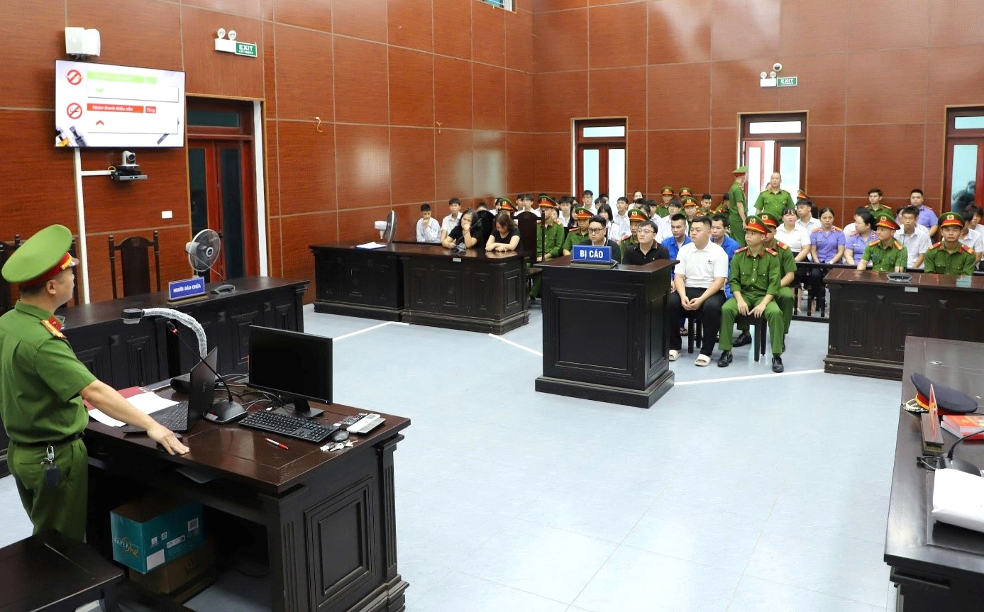 VKSND khu vực 12, tỉnh Phú Thọ tuyên truyền pháp luật qua phiên tòa thực tế