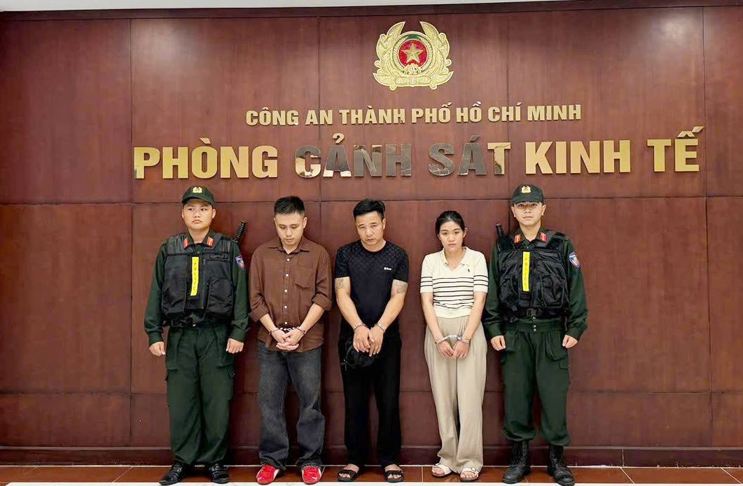 Phê chuẩn khởi tố quản lý, người đại diện và kế toán quán bar Revo tội “Trốn thuế”