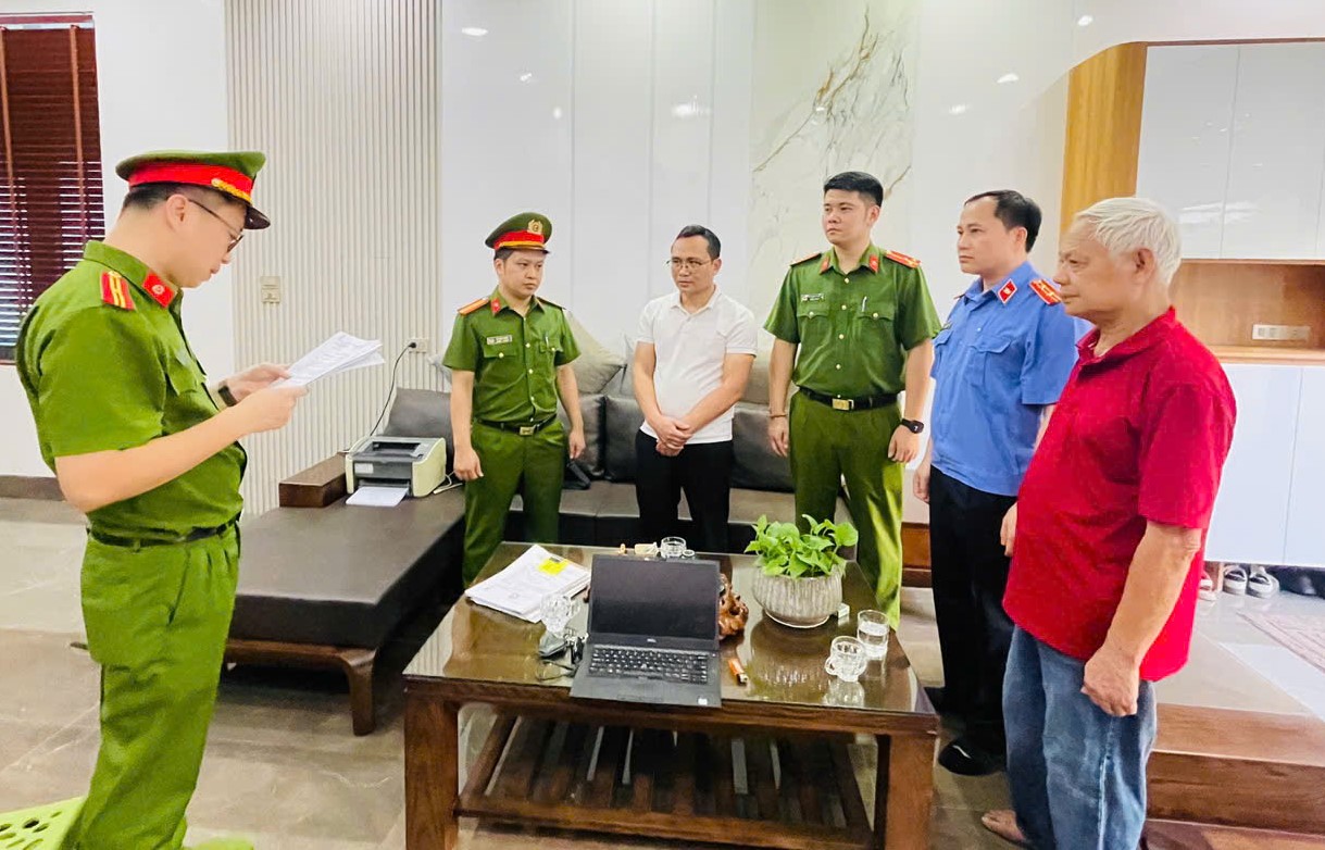 Phê chuẩn khởi tố Giám đốc và kế toán Công ty TNHH Tân Phú Ninh Hòa Bình