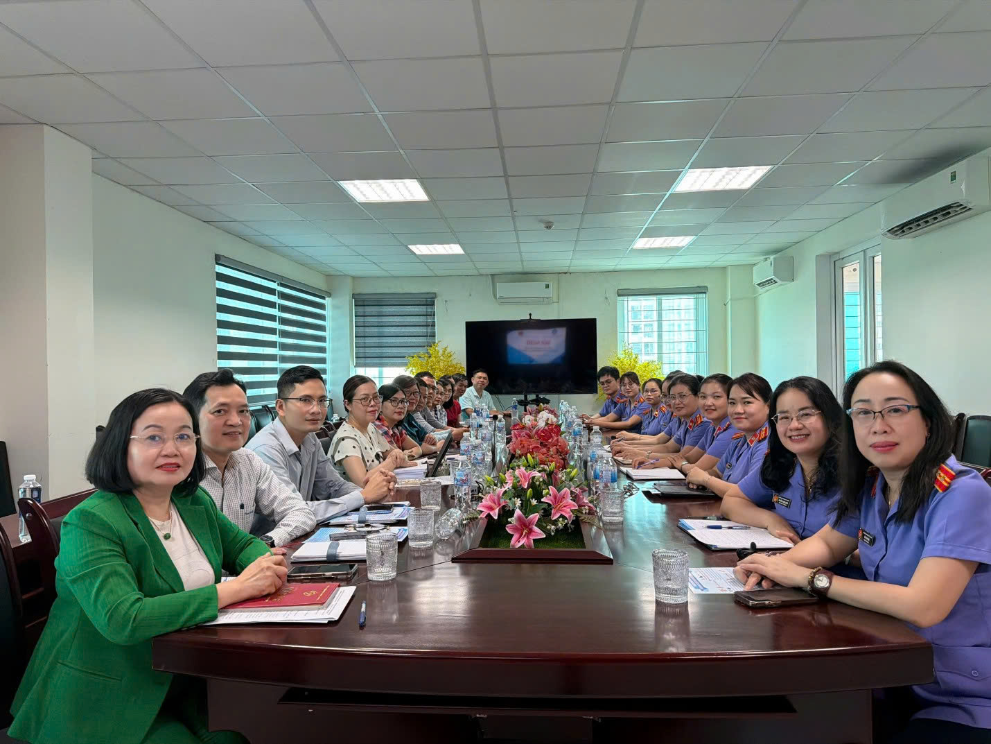 VKSND khu vực 2, TP Đà Nẵng làm việc với Bảo hiểm xã hội cơ sở Hòa Cường