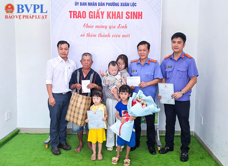 VKSND Khu vực 6 TP Đồng Nai bảo vệ quyền khai sinh cho trẻ có hoàn cảnh đặc biệt