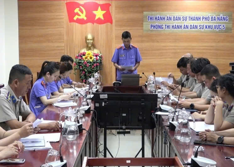VKSND khu vực 5, TP Đà Nẵng trực tiếp kiểm sát thi hành án dân sự