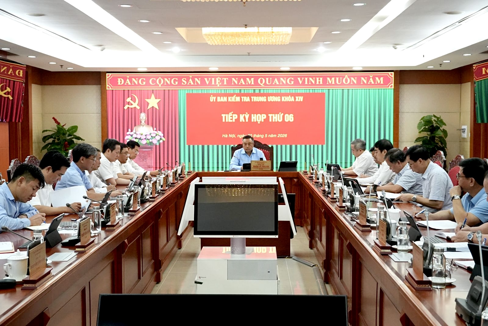 Quyết định của Bộ Chính trị về chức năng, nhiệm vụ, tổ chức bộ máy của Cơ quan Ủy ban Kiểm tra Trung ương