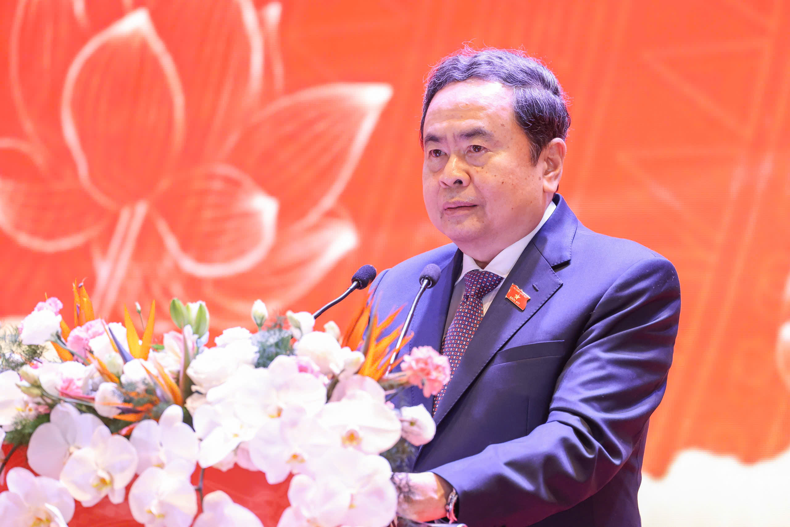 Chủ tịch Quốc hội Hội đồng nhân dân các cấp cần chủ động đề xuất tháo gỡ các điểm nghẽn về thể chế