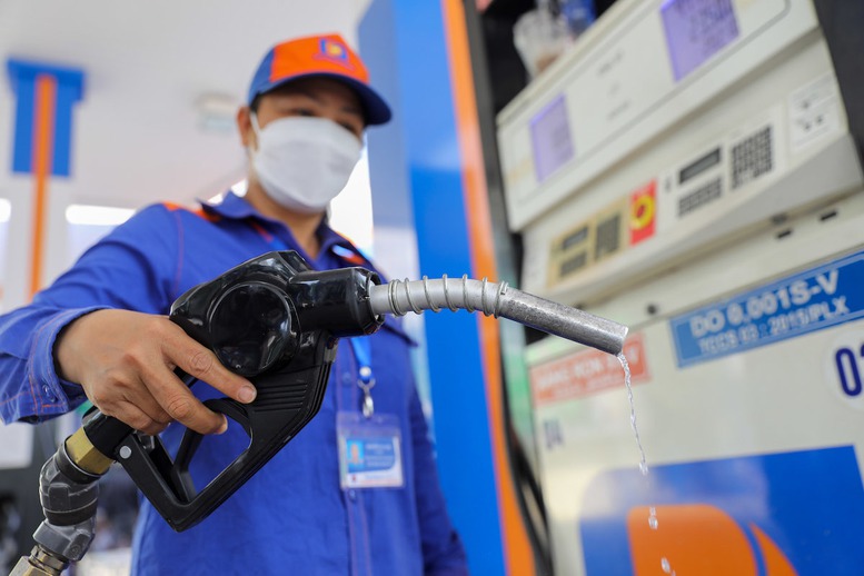 Ngày 28 5 Giá xăng dầu giảm mạnh