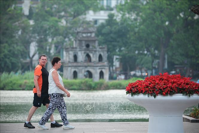 Doanh thu tăng trên 20 , Hà Nội định vị thương hiệu du lịch ‘Đến để yêu’