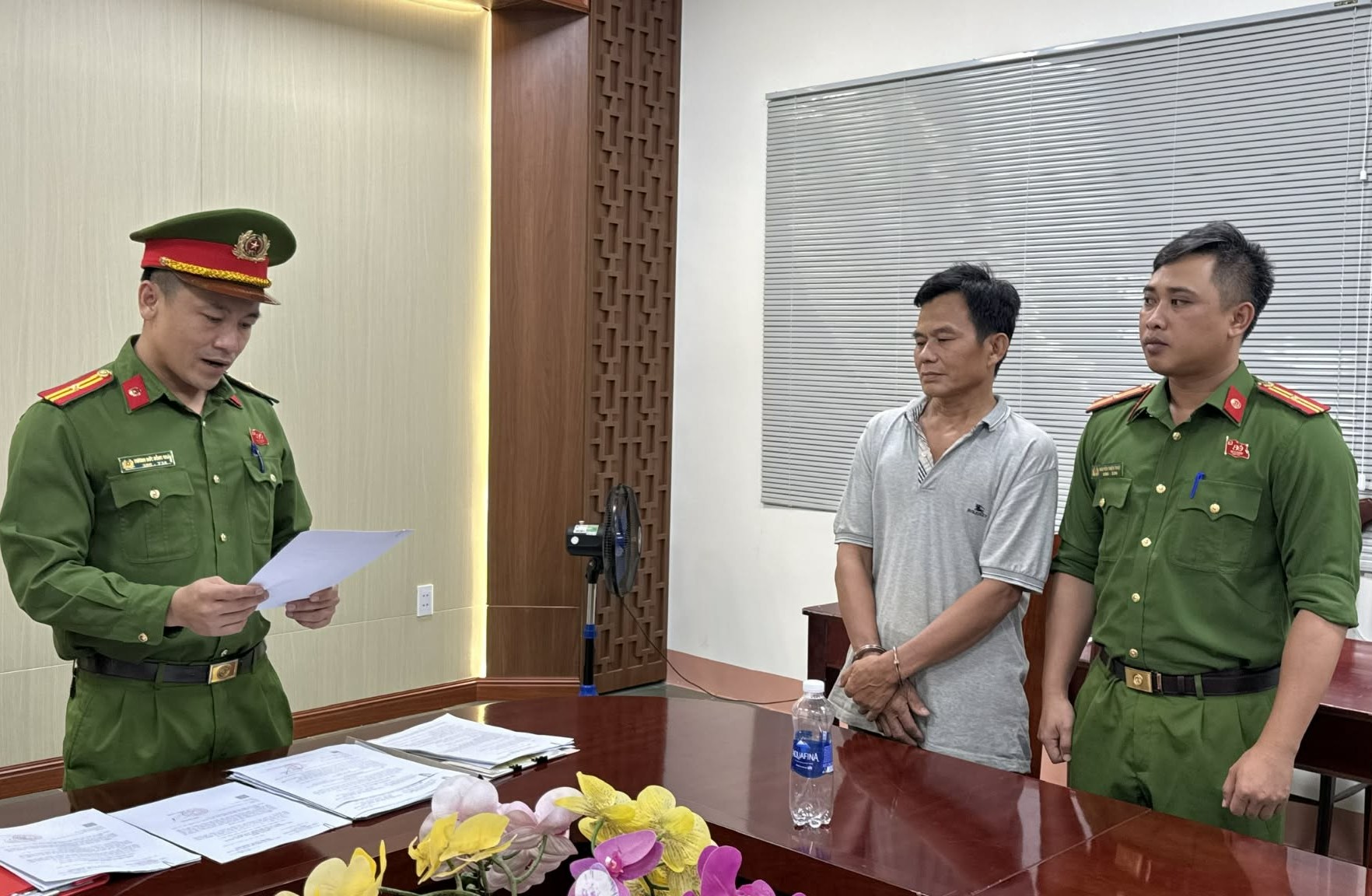 Khởi tố, bắt giam tài xế xe tải vượt ẩu tông chết 2 người ở Đắk Lắk