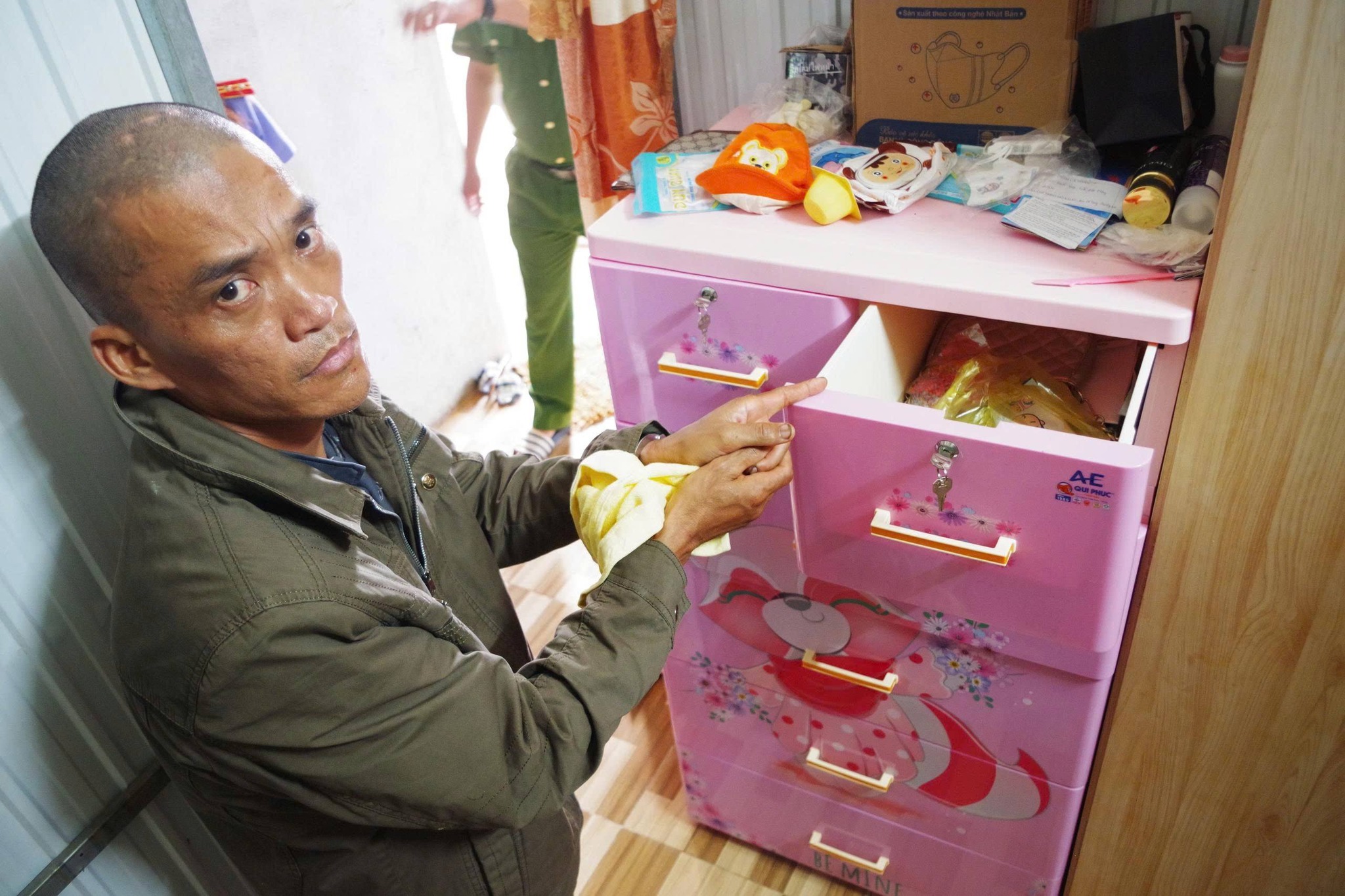 Bắt đối tượng giả danh người tu hành trong vụ trộm hàng trăm triệu đồng