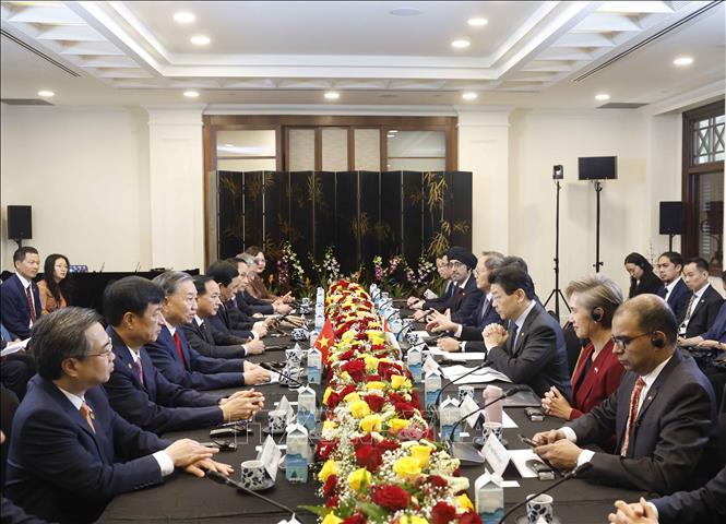 Tiếp thêm xung lực cho quan hệ Đối tác Chiến lược toàn diện Việt Nam - Singapore
