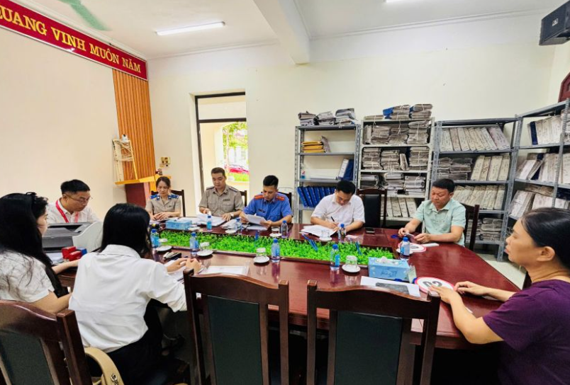 VKSND khu vực 5, tỉnh Lạng Sơn kiểm sát việc đấu giá tài sản để thi hành án