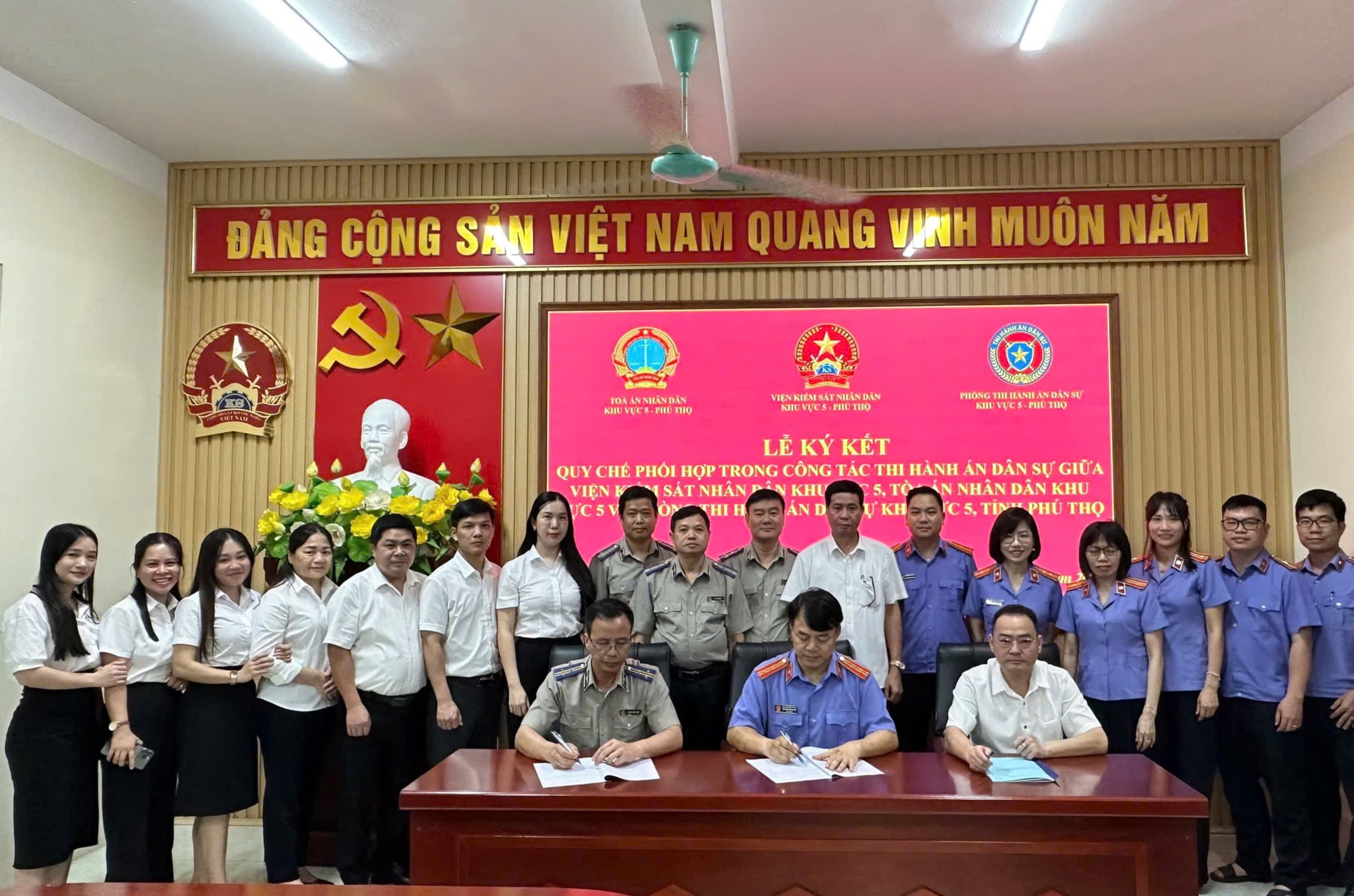VKSND khu vực 5, tỉnh Phú Thọ ký kết Quy chế phối hợp liên ngành, tăng cường hiệu quả bảo vệ pháp luật