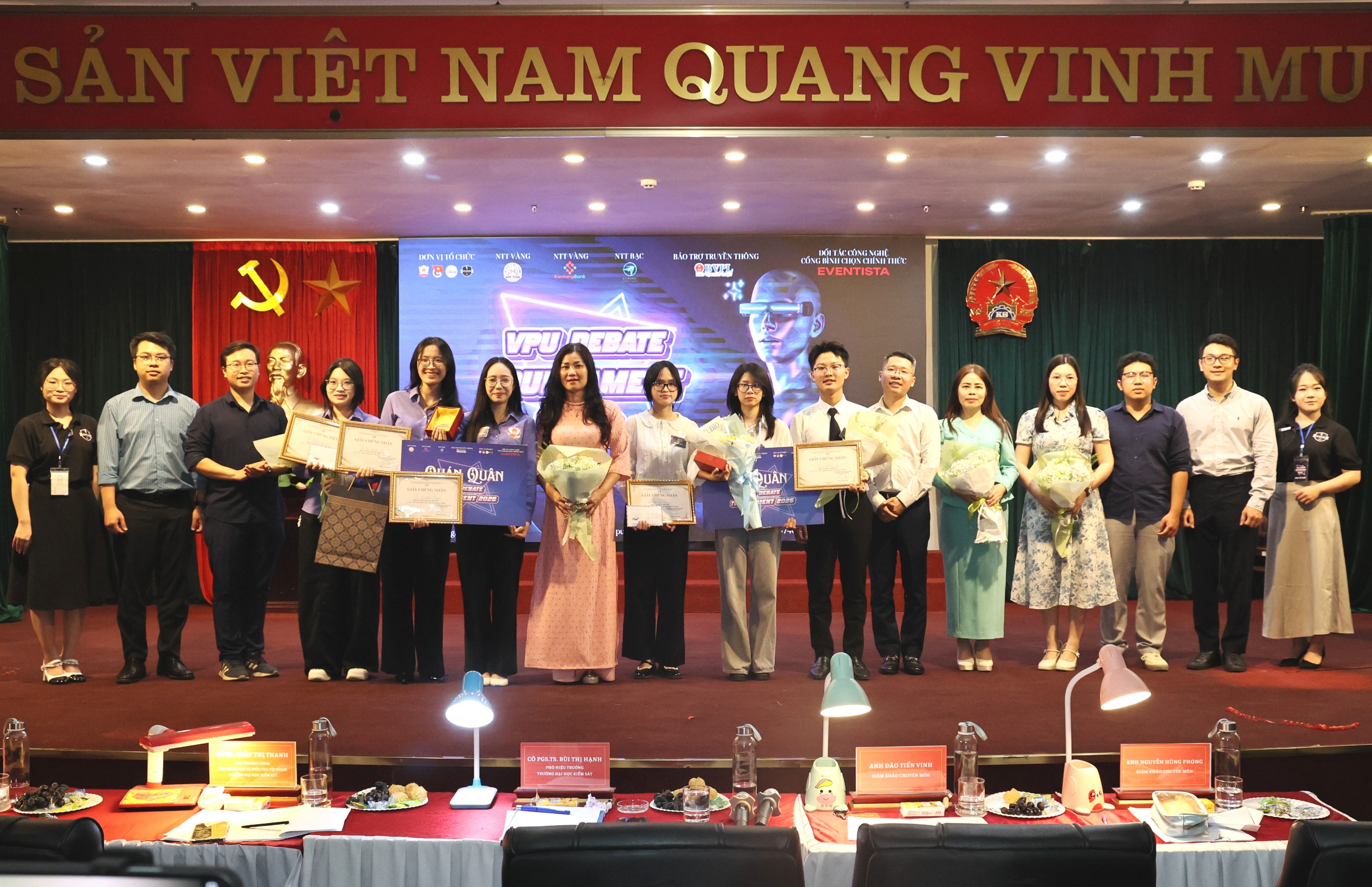 Cuộc thi “VPU DEBATE TOURNAMENT 2026” Lan tỏa tinh thần tranh biện và tư duy pháp lý trong sinh viên
