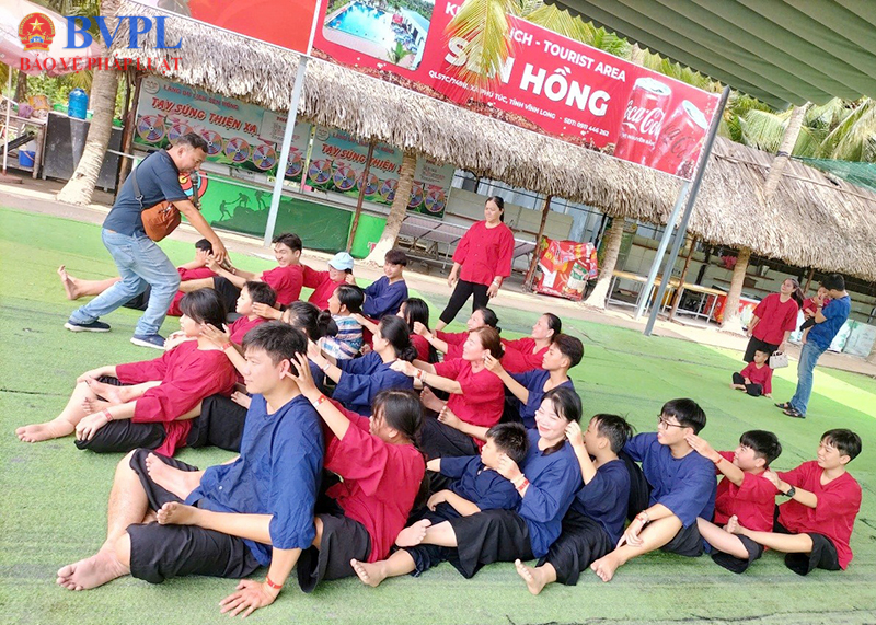 VKSND Khu vực 10 tỉnh Vĩnh Long tổ chức hoạt động ý nghĩa hưởng ứng Tháng hành động vì trẻ em