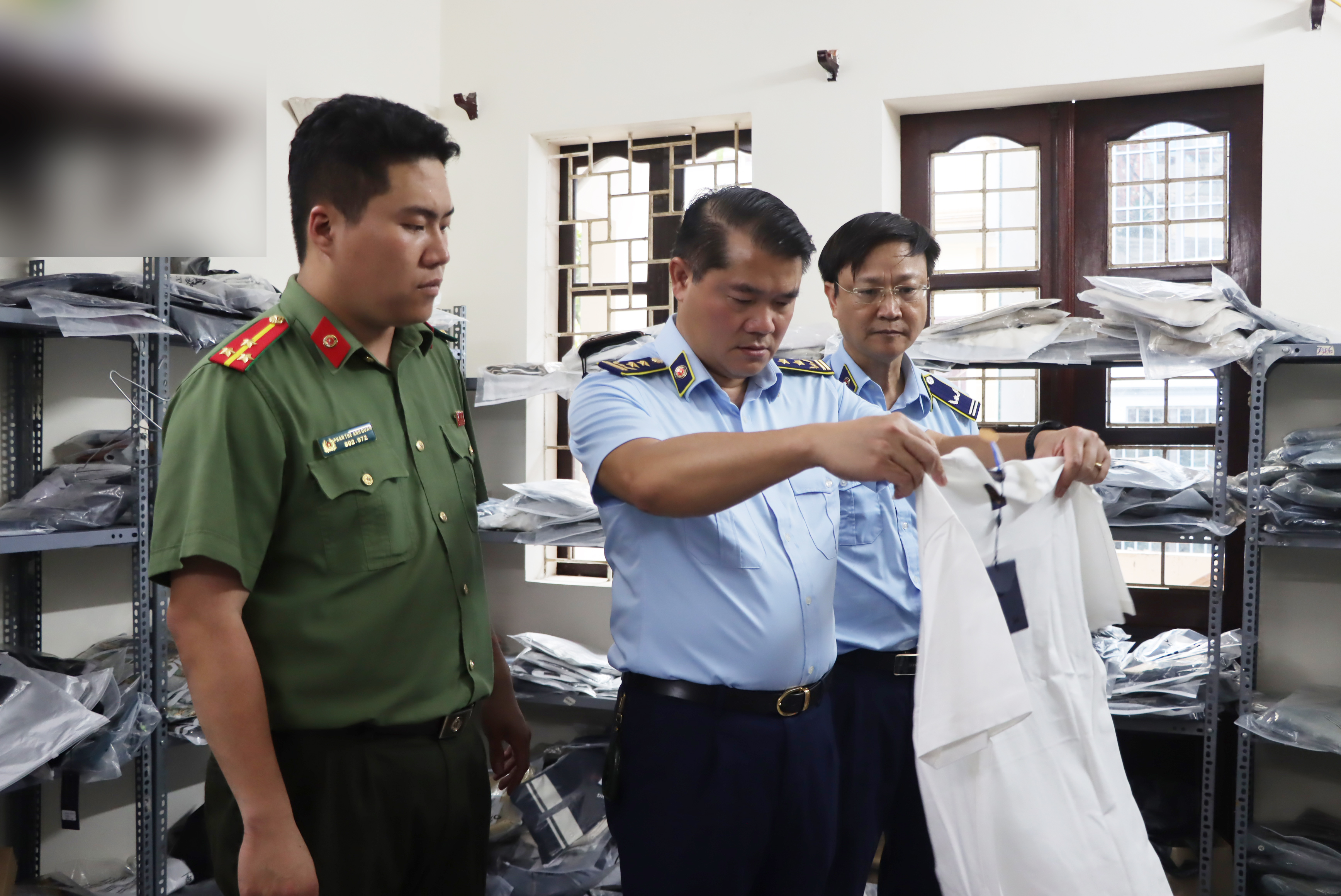Các vụ việc vi phạm sở hữu trí tuệ tăng nóng trong tháng cao điểm