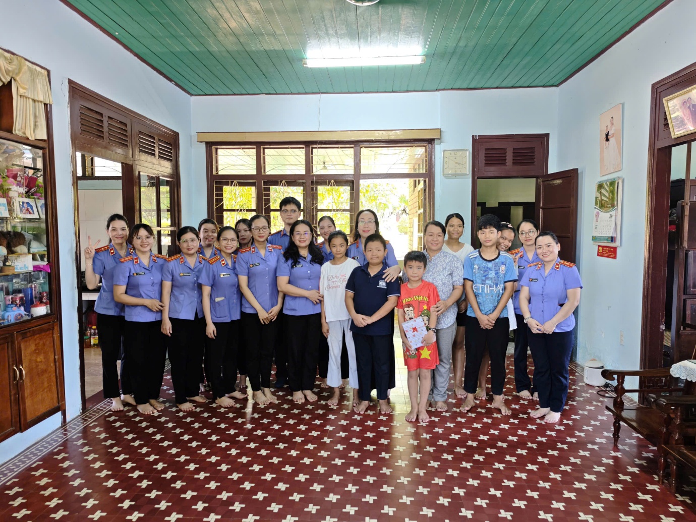 Mang yêu thương đến Làng trẻ em SOS Đà Nẵng