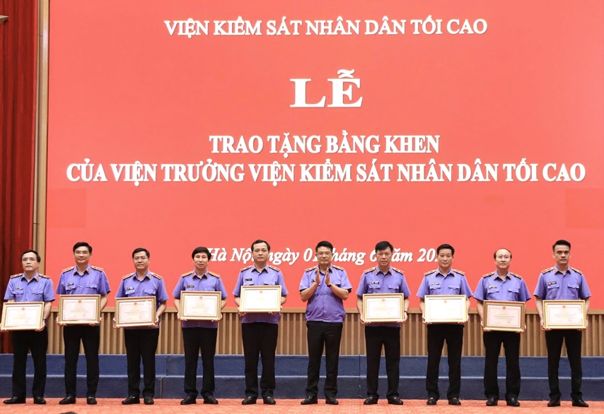 Thành lập Hội đồng Thi đua - Khen thưởng ngành Kiểm sát nhân dân