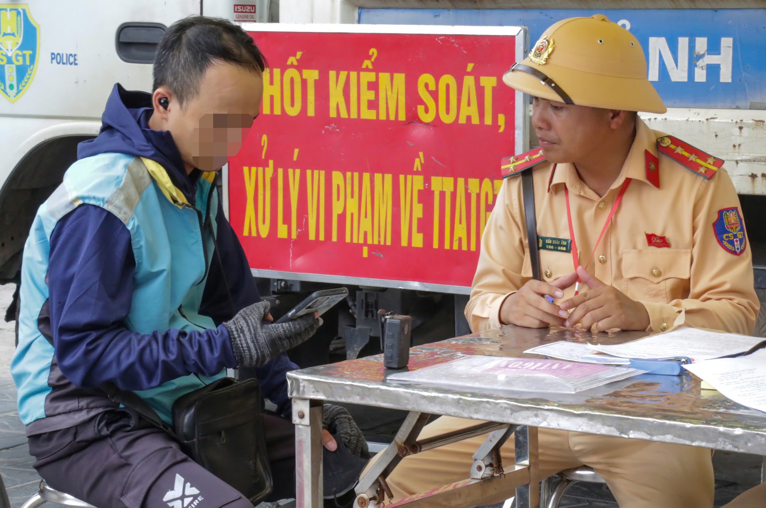 Xử lý 170 trường hợp vi phạm trật tự, an toàn giao thông đường sắt