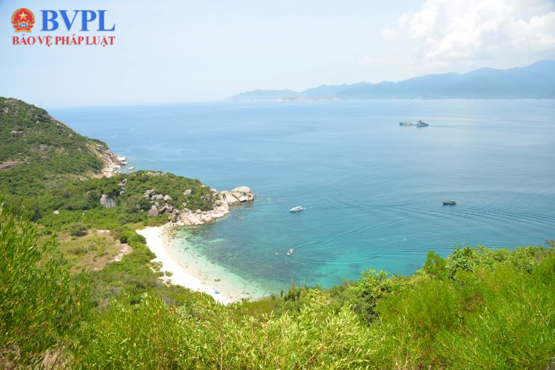 Không phát triển các loại hình du lịch tại khu vực đảo Bình Ba