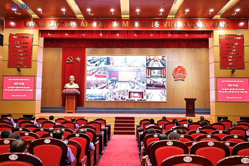 Đảng uỷ VKSND tối cao dự Hội nghị tập huấn chuyên đề năm 2026 về các quy định, quyết định mới của Trung ương
