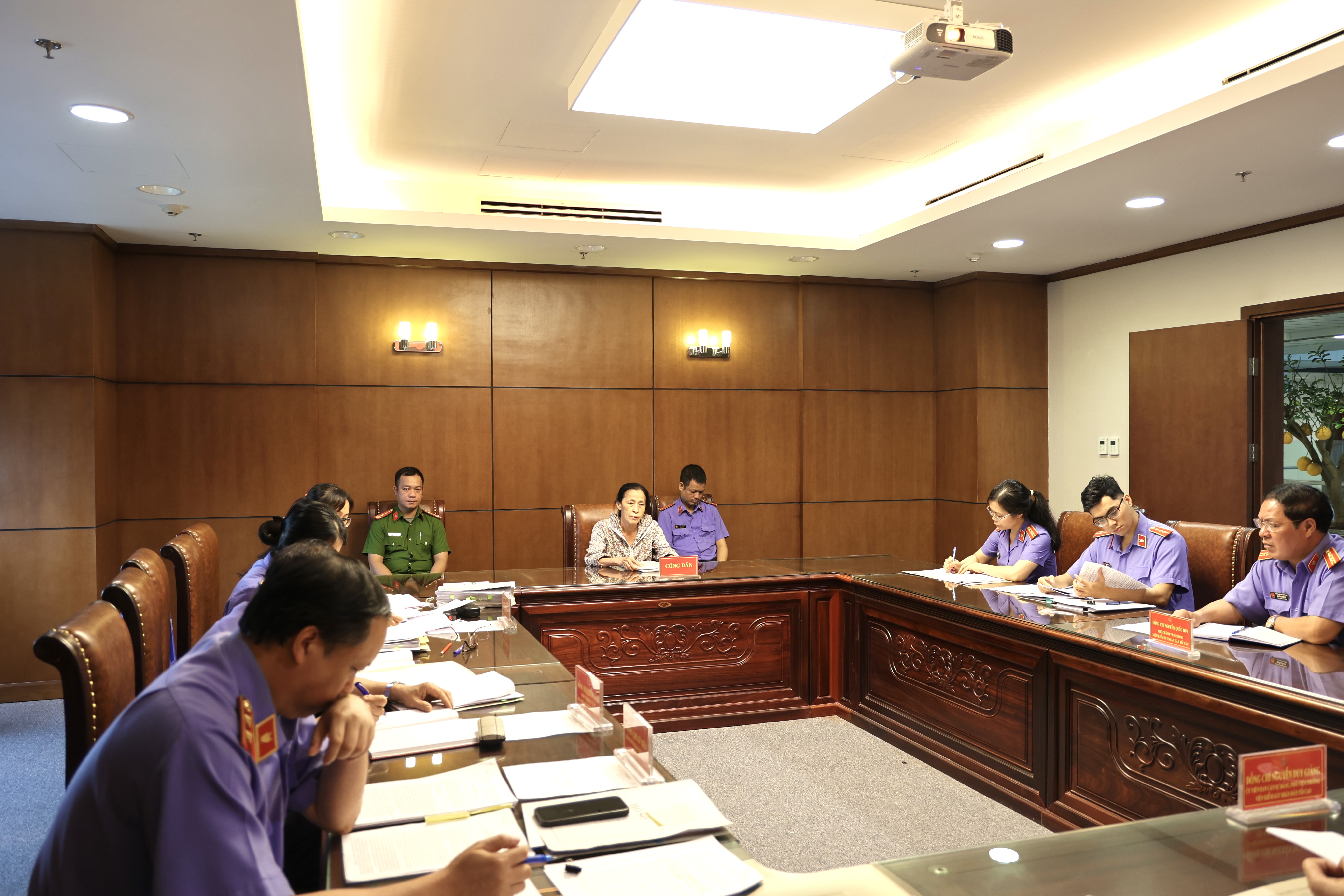 Quản lý, vận hành, khai thác, sử dụng Cơ sở dữ liệu chặt chẽ, an toàn, ổn định, thông suốt