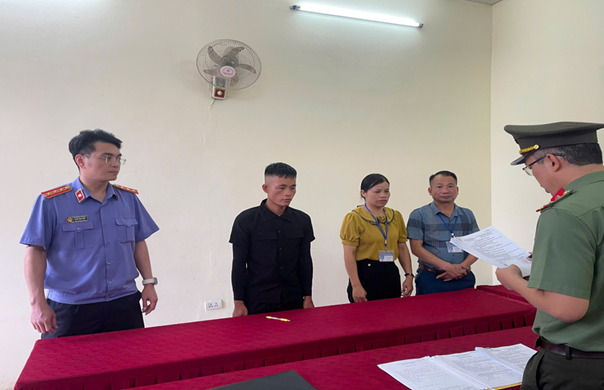 Bắt thêm 2 đối tượng liên quan đường dây tàng trữ, mua bán vũ khí quân dụng